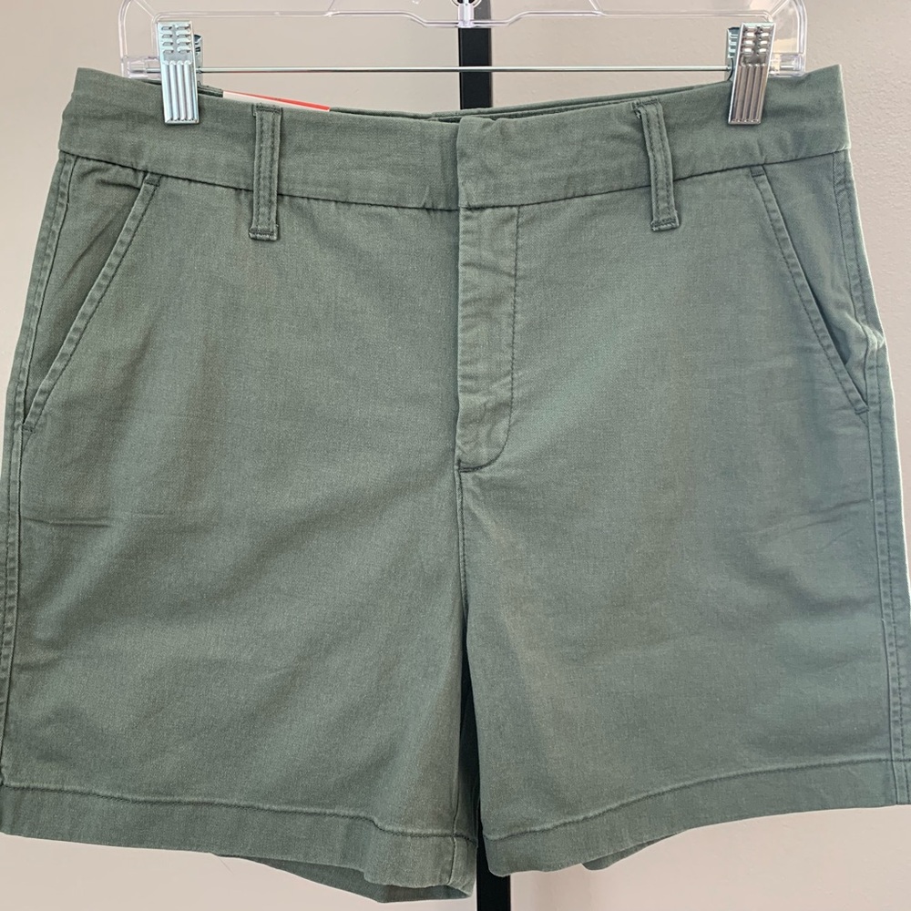 NWT Gloria Vanderbilt Sage Green Women's Chinos
